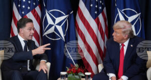 Генералният секретар на НАТО Марк Рюте не е предлагал компромис със суверенитета на Гренландия в разговора си с Тръмп, обяви алиансът