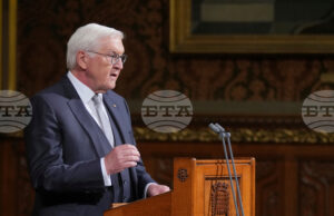 Германският президент каза, че САЩ унищожават световния ред Германският президент каза, че САЩ унищожават световния ред