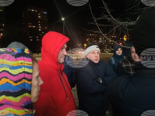 Граждани протестираха в столичния кв. „Манастирски ливади" – Изток с Граждани протестираха в столичния кв. „Манастирски ливади" - Изток с искания за зелени площи, удобен обществен транспорт и обновен градоустройствен план