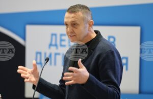 Гражданската активност е ключ към по-силна демокрация в България, коментира за БТА изпълнителният директор на Националната мрежа за децата Георги Богданов