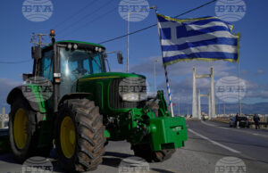 Гръцките фермери започнаха 48-часова блокада на пътища и гранични пунктове Гърция блокада