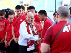 Димитър Пенев ще е вечно жив заради онова лято на 1994 г., написа Слави Трифонов Димитър Пенев ще е вечно жив заради онова лято на 1994 г., написа Слави Трифонов