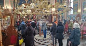 Днешният ден и днешното евангелско четиво са посветени на това как Христос се заселва в Капернаум, каза отец Красимир в проповедта си в Шумен