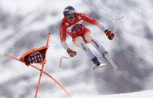 Доминация на Марко Одермат в спускането от Световната купа по ски-алпийски дисциплини на пистата във Венген
