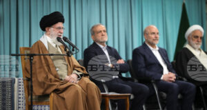 Доналд Тръмп каза, че е "време да се помисли за ново ръководство в Иран"