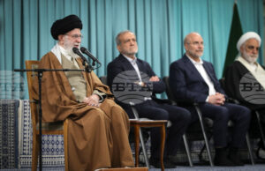 Доналд Тръмп каза, че е "време да се помисли за ново ръководство в Иран"