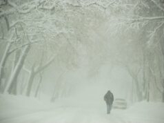 Дъжд, сняг и виелици: Зимното време се връща за кратко снежна буря, сняг