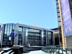 ЕК ще предложи до края на годината прекратяване на вноса на руски петрол и предвижда да се въведе пълна забрана за руските енергийни източници