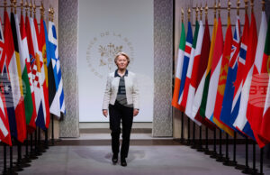 ЕС и Великобритания се ангажират да подкрепят суверенитета на Дания и Гренландия, заяви Фон дер Лайен