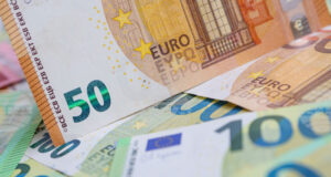 ЕЦБ поставя на банките задача сами да определят най-големите рискове пред себе си, за да ги оцени в нови стрес тестове