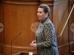 Европа трябва да отговори в случай на търговска война, заяви датската министър-председателка