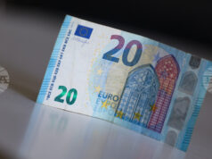 Еврото запазва позиции спрямо долара в междубанковата търговия във Франкфурт