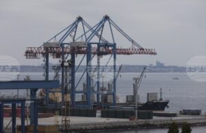 Един човек загина при руско нападение срещу пристанища в Одеска област днес, обяви областният управител; най-малко 8 са пострадалите Един човек загина при руско нападение срещу пристанища в Одеска област днес, обяви областният управител; най-малко 8 са пострадалите