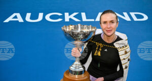 Елина Свитолина триумфира на турнира по тенис в Окланд и взе 19-а титла в кариерата си