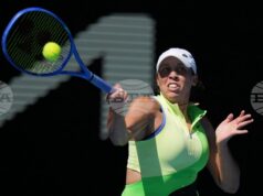 Защитаващата титлата си от Откритото първенство на Австралия по тенис Мадисън Кийс се класира за четвъртия кръг, надделявайки над Каролина Плишкова Защитаващата титлата си от Откритото първенство на Австралия по тенис Мадисън Кийс се класира за четвъртия кръг, надделявайки над Каролина Плишкова