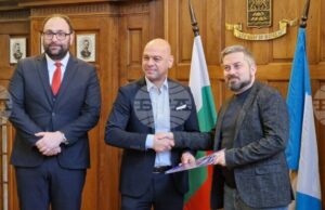 Идеен проект за изграждане на филиал на Държавния куклен театър – Пловдив в район „Тракия“ беше представен днес Идеен проект за изграждане на филиал на Държавния куклен театър – Пловдив в район „Тракия“ беше представен днес