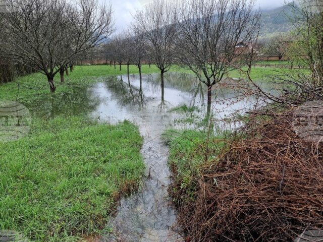 Избягвайте дерета и реки и не стойте на открито, съветват от пожарната във връзка с предупреждението за влошаването на времето