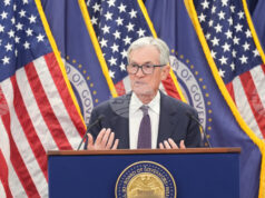 Икономиката на САЩ е на стабилна основа, каза президентът на УФР Джером Пауъл