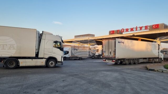 Интензивен е трафикът на граничните пунктове "Капитан Андреево" и "Лесово" за товарни автомобили