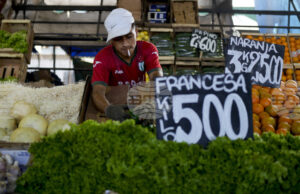 Инфлацията в Аржентина се повиши повече от очакваното през декември