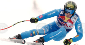 Италианецът Джовани Францони записа втора победа в кариерата си в Световната купа по ски алпийски дисциплини след триумф в спускането в Кицбюел