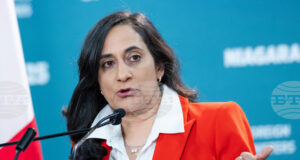 Канадски гражданин беше убит при протестите в Иран, заяви канадската външна министърка