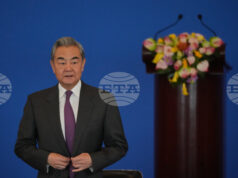 Китайският външен министър Ван И заяви, че Пекин не може да приеме страни да действат като „световен съдия“ на фона на залавянето на Мадуро Китайският външен министър Ван И заяви, че Пекин не може да приеме страни да действат като "световен съдия" на фона на залавянето на Мадуро