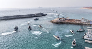 Корпусът на гвардейците на Ислямската революция ще проведе учения с бойни стрелби в Ормузкия проток в неделя и понеделник