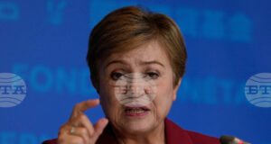 Кристалина Георгиева заяви, че очаква до седмици да поиска от изпълнителния борд на МВФ да одобри нова кредитна програма за Украйна на стойност 8,1 милиарда долара,