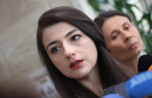 Лена Бориславова потвърди: Няма да участвам в изборите Лена Бориславова