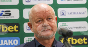 Лудогорец трябва да използва силните си страни и да атакува на "Айброкс", заяви старши треньорът Пер-Матиас Хьогмо