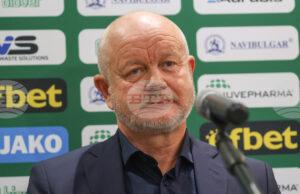 Лудогорец трябва да използва силните си страни и да атакува на „Айброкс“, заяви старши треньорът Пер-Матиас Хьогмо Лудогорец трябва да използва силните си страни и да атакува на "Айброкс", заяви старши треньорът Пер-Матиас Хьогмо