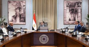 МЕНА: Египетският премиер заяви, че правителството работи за увеличаване на индустриалните и икономическите ползи от минните ресурси