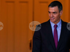 Мадрид предлага да е посредник в кризата между САЩ и Венецуела; първи реакции на ситуацията дойдоха от Италия, Белгия и Германия Мадрид предлага да е посредник в кризата между САЩ и Венецуела; първи реакции на ситуацията дойдоха от Италия, Белгия и Германия