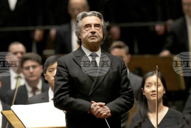 Маестро Рикардо Мути ще дирижира концерт в затвор в Милано