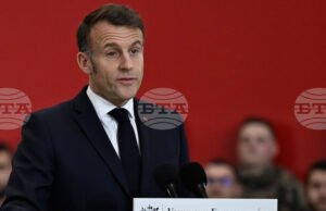 Макрон: Заплахата на Тръмп за налагане на мита заради Гренландия е неприемлива