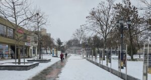 Машинен оператор, специалист по металорежещи машини и стругар са част от свободните работни места на Бюрото по труда в Козлодуй