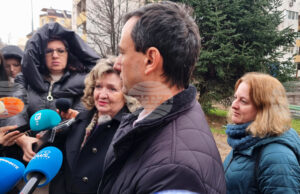 Междублокови пространства в "Дружба 2" са в трагичен вид след ремонт на "Топлофикация София", заявиха общински съветници от ПП-ДБ