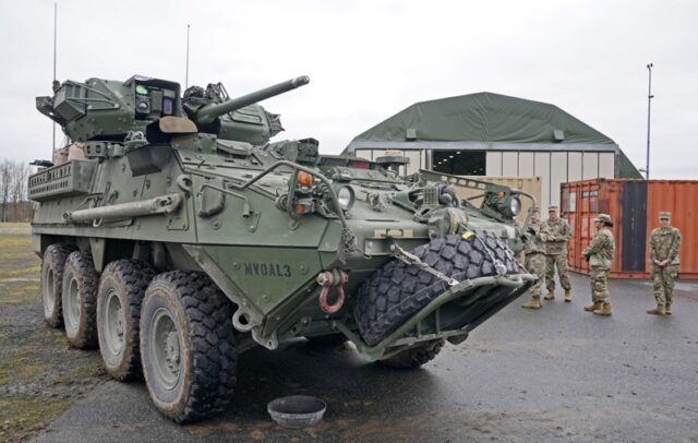 бронетранспортьор "Страйкър"