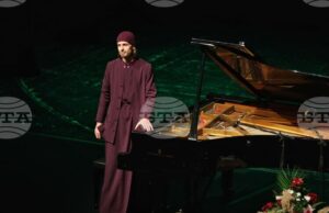 Монах Авел ще свири в столичната зала „България“