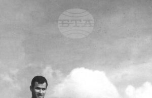 На 92-годишна възраст почина легендата на Локомотив (София) и българския футбол Спиро Дебърски