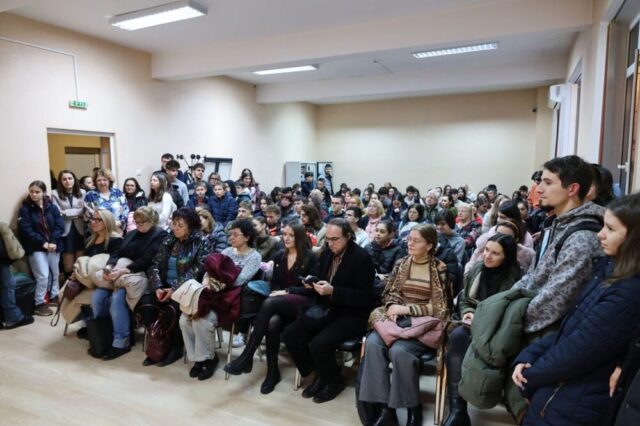 Националното състезание по лингвистика се проведе в столичното 133-то Средно училище „А. С. Пушкин“ 