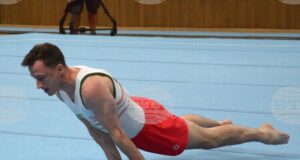 Националът по спортна гимнастика Еди Пенев обяви, че прекратява спортната си кариера