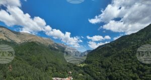 ОБЗОР
                                                                                                България очаква 2026 г. като година на културния туризъм и преломна за планинския