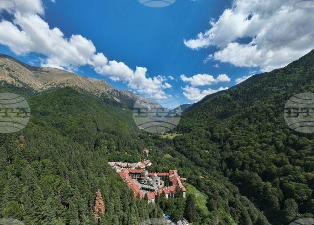 ОБЗОР
                                                                                                България очаква 2026 г. като година на културния туризъм и преломна за планинския