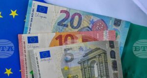 ОБЗОР
                                                                                                Как отразиха балканските страни официалното приемане на еврото в България?