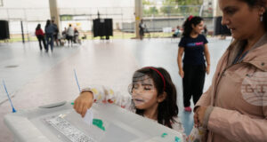 ОБЗОР
                                                                                                Нова година, нови избори