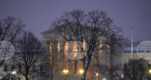 ОБНОВЕНА Върховният съд на САЩ може да постанови решение по делата за митата на Тръмп на 14 януари