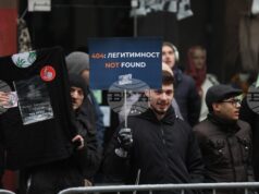 ОБНОВЕНА Граждани протестират пред ВСС с искане за оставката на и.ф. главен прокурор Борислав Сарафов ОБНОВЕНА Граждани протестират пред ВСС с искане за оставката на и.ф. главен прокурор Борислав Сарафов