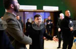 ОБНОВЕНА
                                                                                                Зеленски: Териториалните въпроси все още не са решени